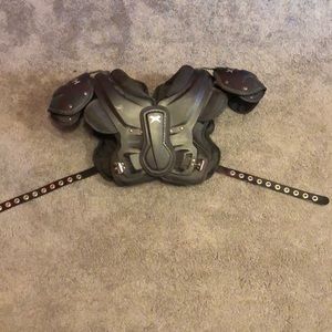 Xenith medium velocity football shoulder pads